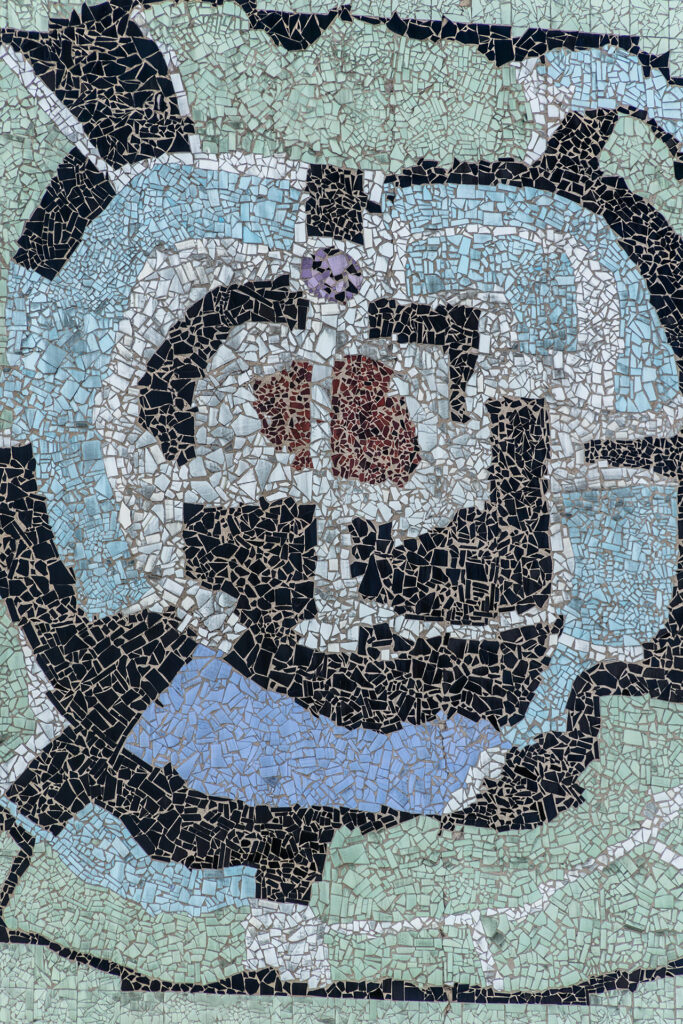 Mozaika na budynku mieszkalnym, Wałbrzych, woj. dolnośląskie