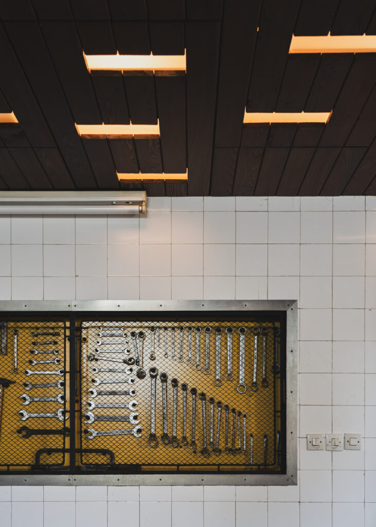 Dom Książków - garaż